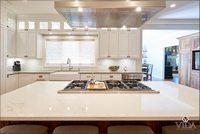 clean white kitchen; top notch kitchen; interior decor