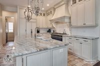 transitional kitchen; transitional design; stylish kitchen; transitional cabinets